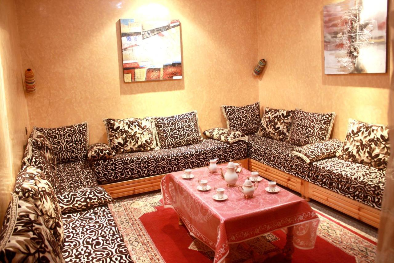 2 BEDROOMS HOUSE WITH FURNISHED TERRACE AND WIFI AT MEDINA MARRAKECH ≡  Марракеш, Марокко ≡ Lowest Booking Rates For 2 Bedrooms House With  Furnished Terrace And Wifi At Medina Marrakech in Марракеш, Отзывы